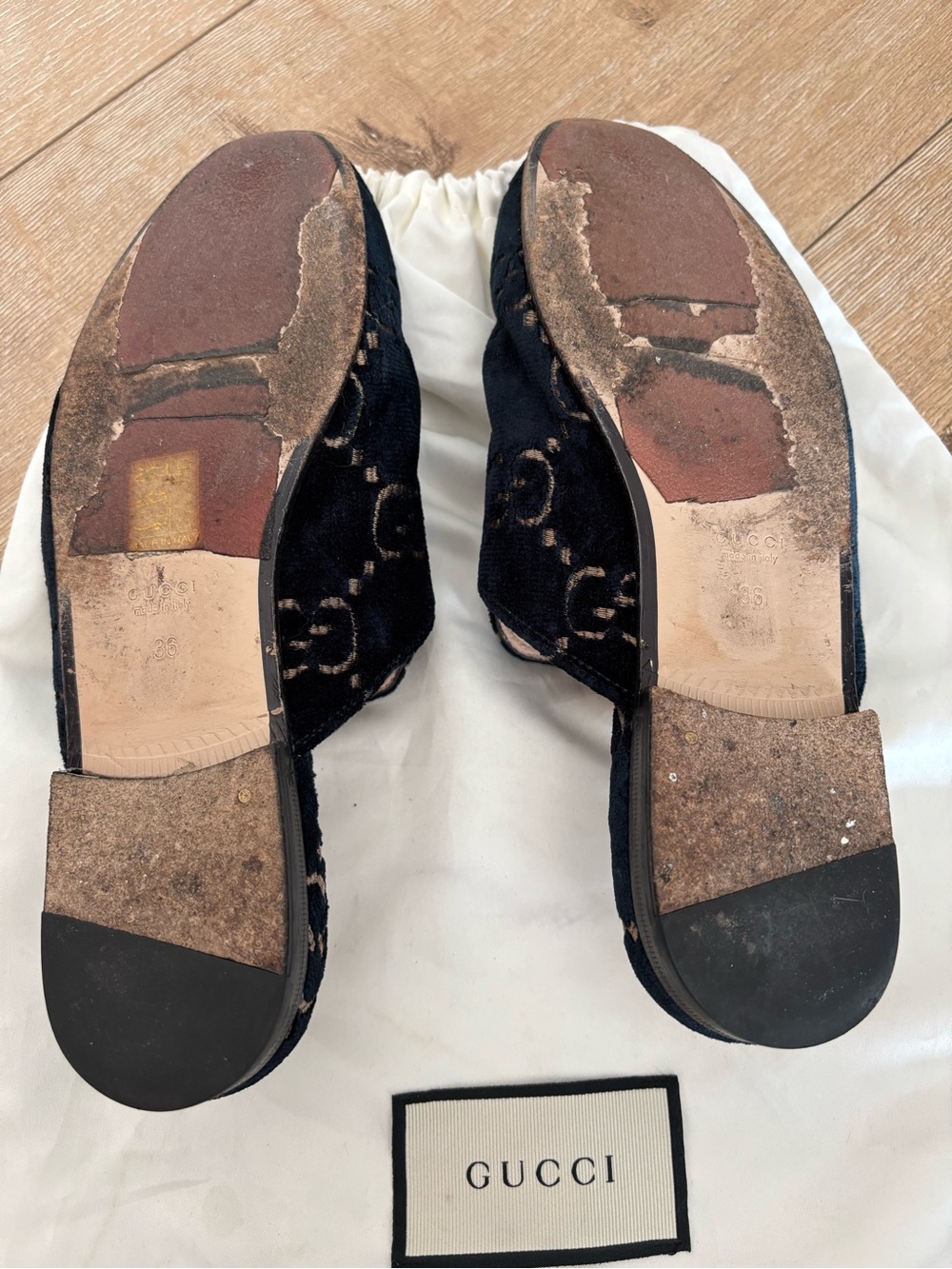Authentic Gucci Navy Velvet Princetown Mules Women Size 6 - Picture 4 of 4